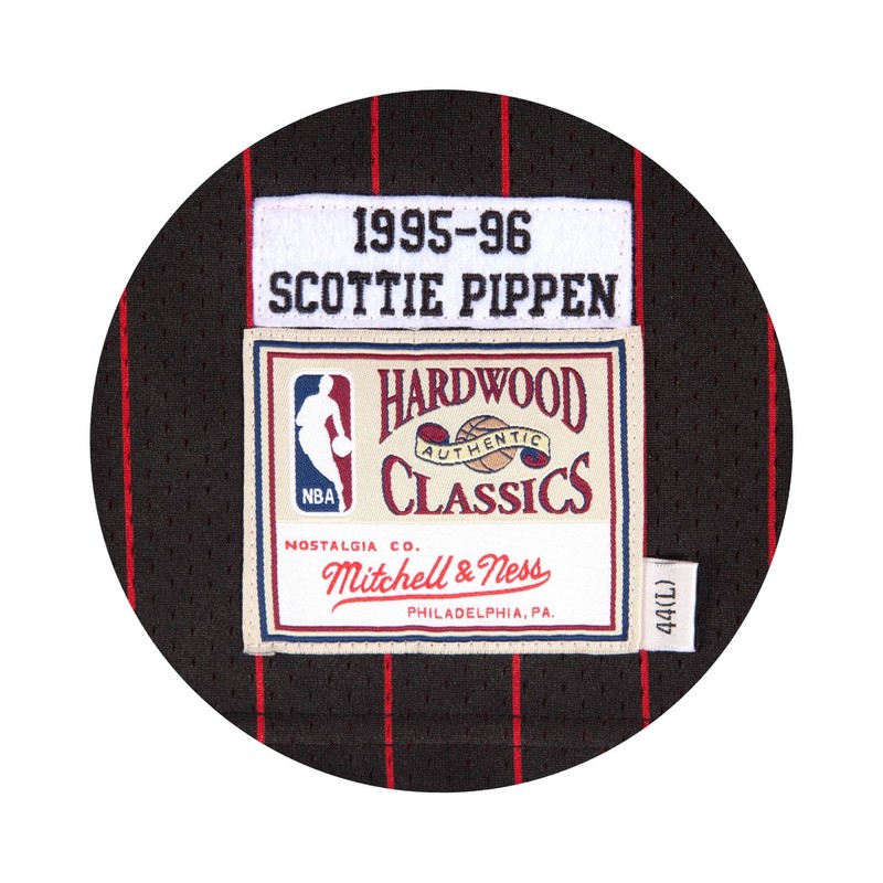 MITCHELL & NESS NBA AUTHENTIC JERSEY CHICAGO BULLS 1995 SCOTTIE PIPPEN gallery