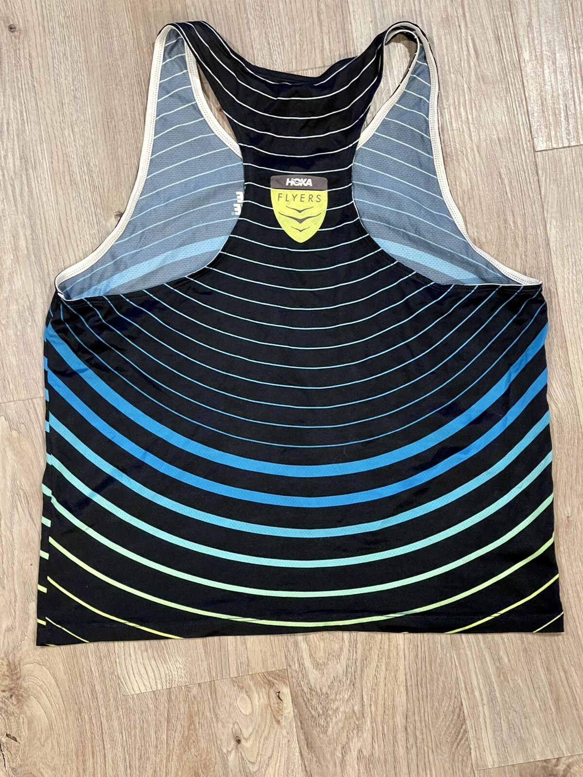 hoka one one singlet gallery