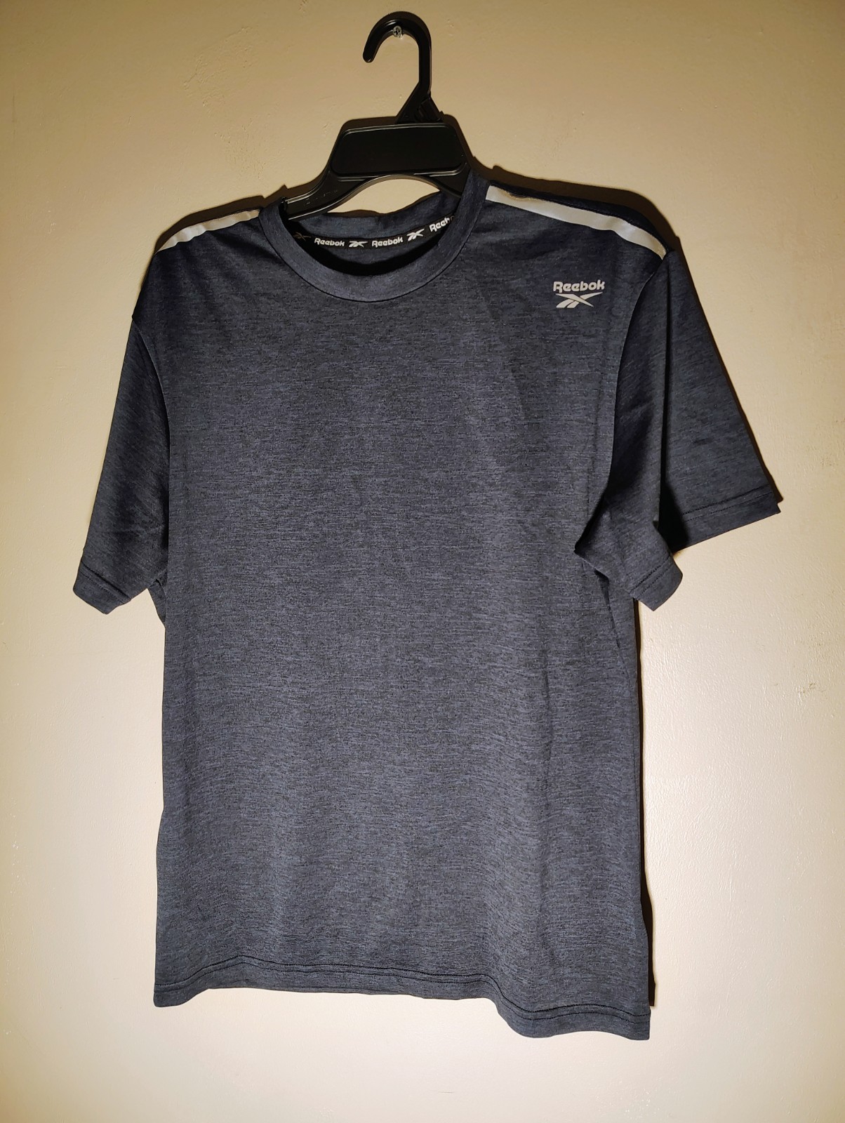 Reebok Men's Dark Blue Short Sleeve Activewear T-Shirt Size M 100% Polyester gallery