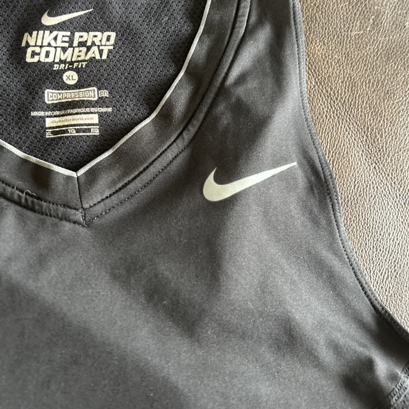 NIKE PRO Combat Compression Padded Dri-Fit Men's football Tank Shirt SizeXL Blk gallery