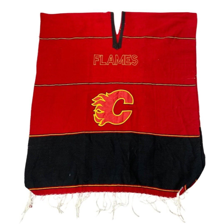 Vintage 00's Red & Black Calgary Flames NHL Pullover Embroidered Poncho OSFA gallery