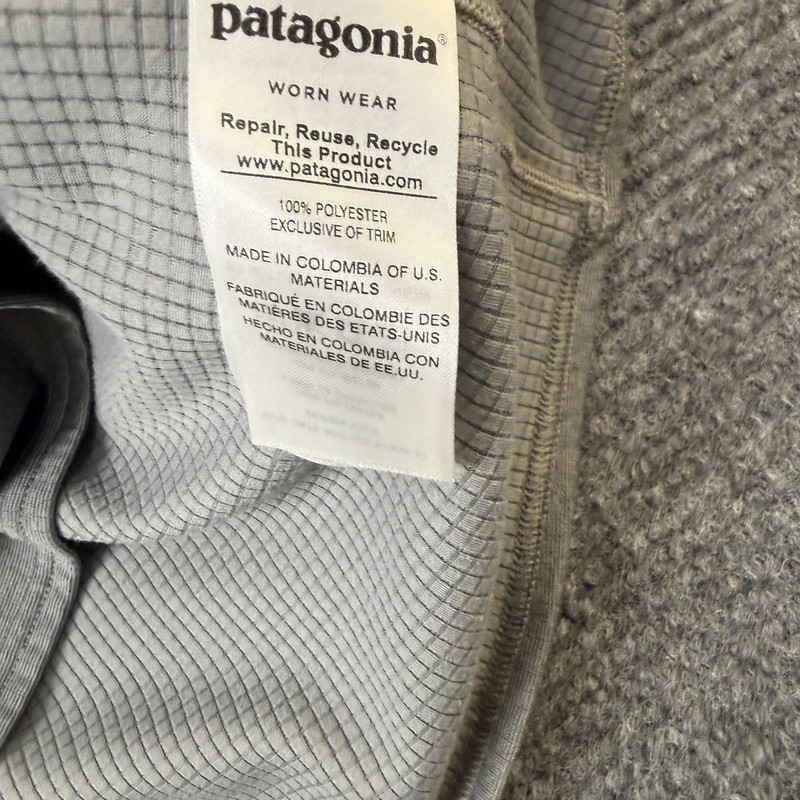 Patagonia Shirt Mens XL Gray Long Sleeve Capilene Midweight Baselayer Top gallery