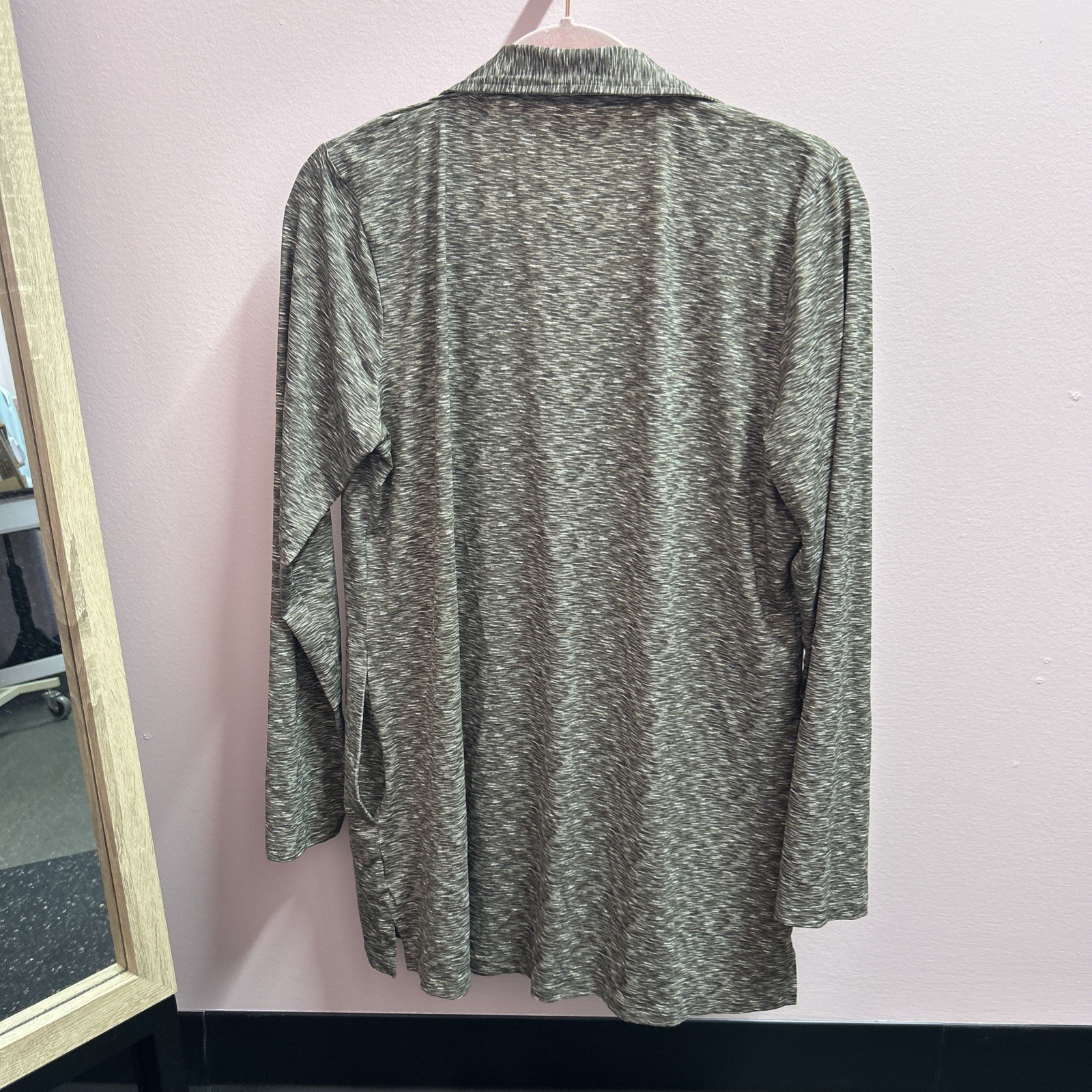 Lands’ End Brown Athletic Fit 1/4 Zip Long Sleeve With Thumb Holes Men’s Size: L gallery