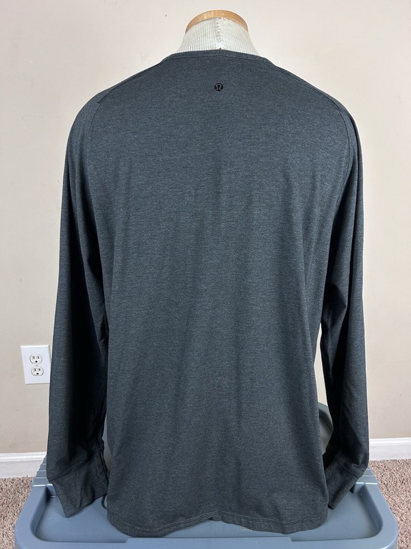 Lululemon Dark Gray Henley Shirt Long Sleeve Men’s SEE MEASUREMENTS gallery