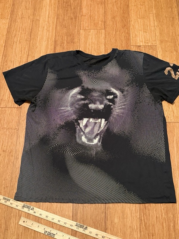 Nike Jordan Phantom Panther Dri Fit Number 23 Large Black AOP gallery