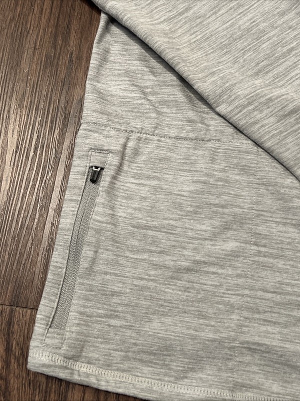 Vuori Performance Half Zip 2.0 Pullover Shirt Light Heather Grey Mens Size M ? gallery