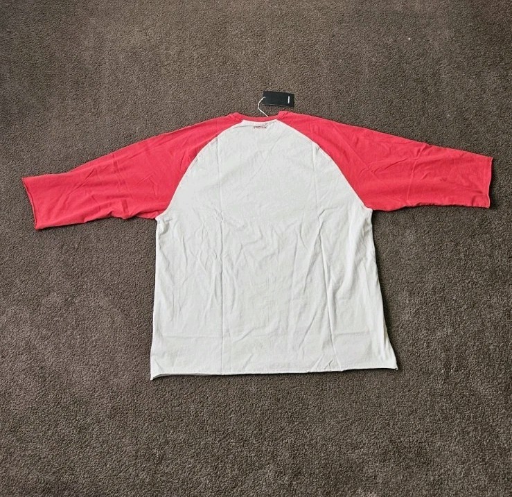 New with tag XL GYMSHARK 3/4 Sleeve Reglan Retro Collegiate Oversized Shirt Red gallery