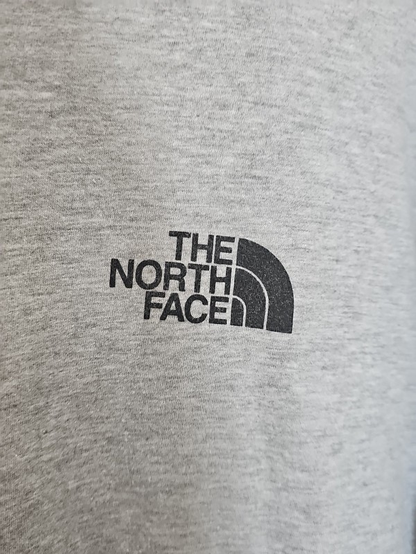 The North Face Ash Gray and Black Graphic Tee Short Sleeve Shirt - Men’s Size L gallery