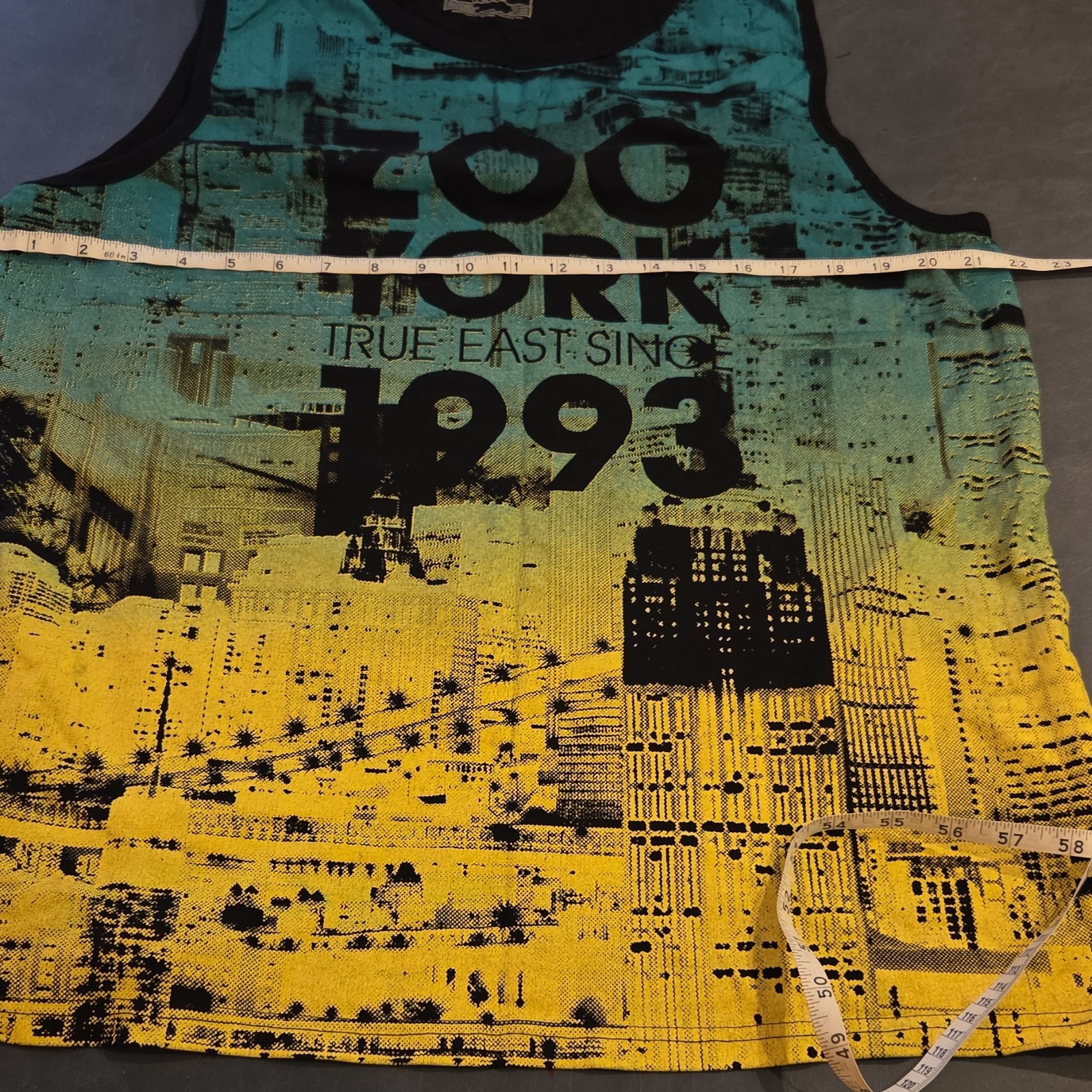 Zoo York XL Blue Yellow Tank Top Unbreakable Graphic Men's gallery