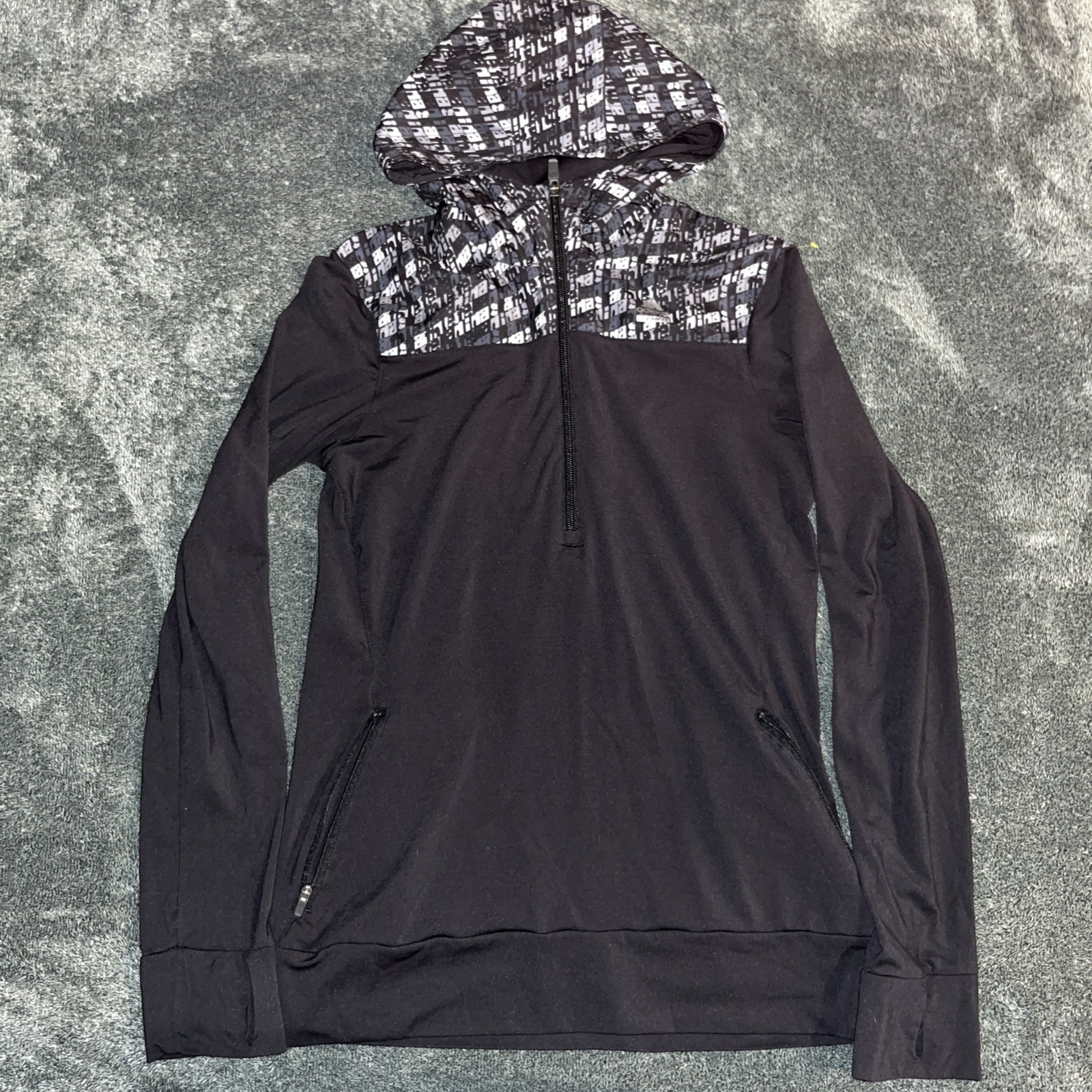 Adidas Tech Fit Climalite Half Zip Sweater Small Black gallery