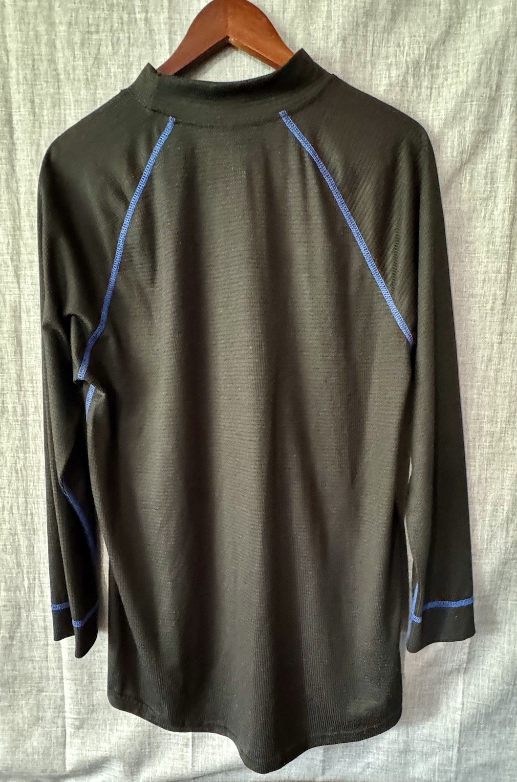 Russell Dri-Power 360 Long Sleeve T-shirt Blue and Black Size L gallery