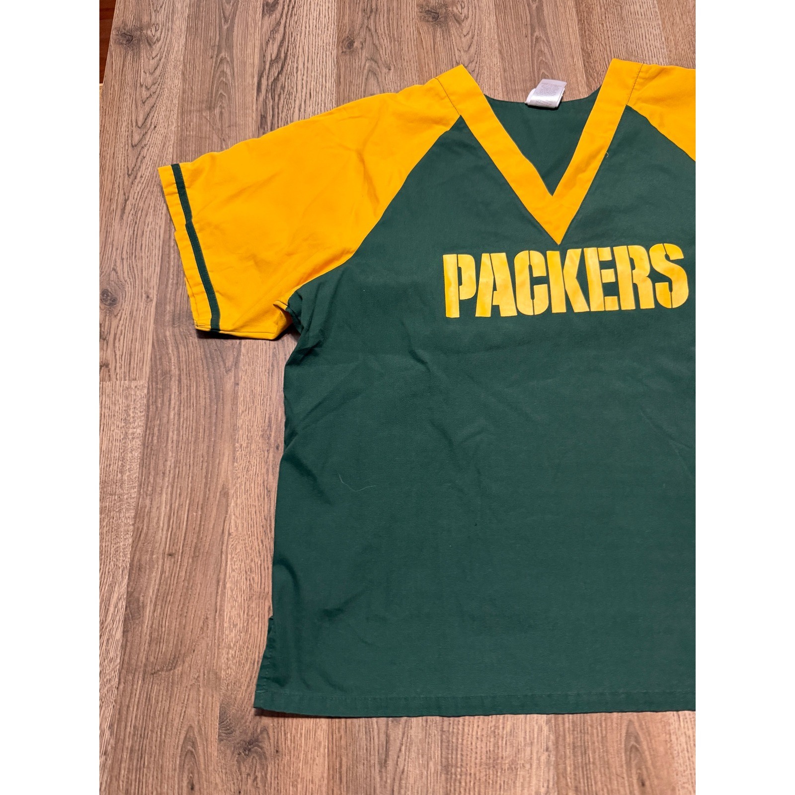 NFL Team Apparel Green Bay Packers Scrub Top Mens Large Green Yellow Fanwear EX gallery