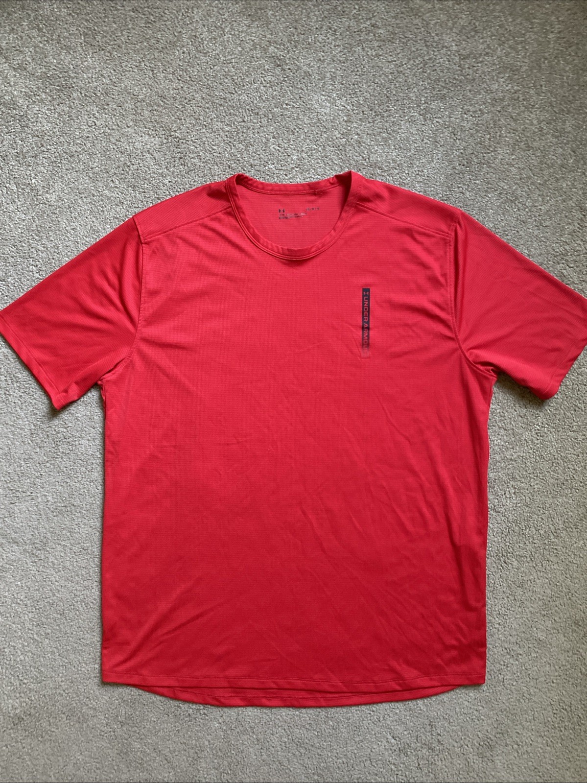 Men’s Under Armour Cool Switch Size L Red Loose Fit Short Sleeve Shirt gallery