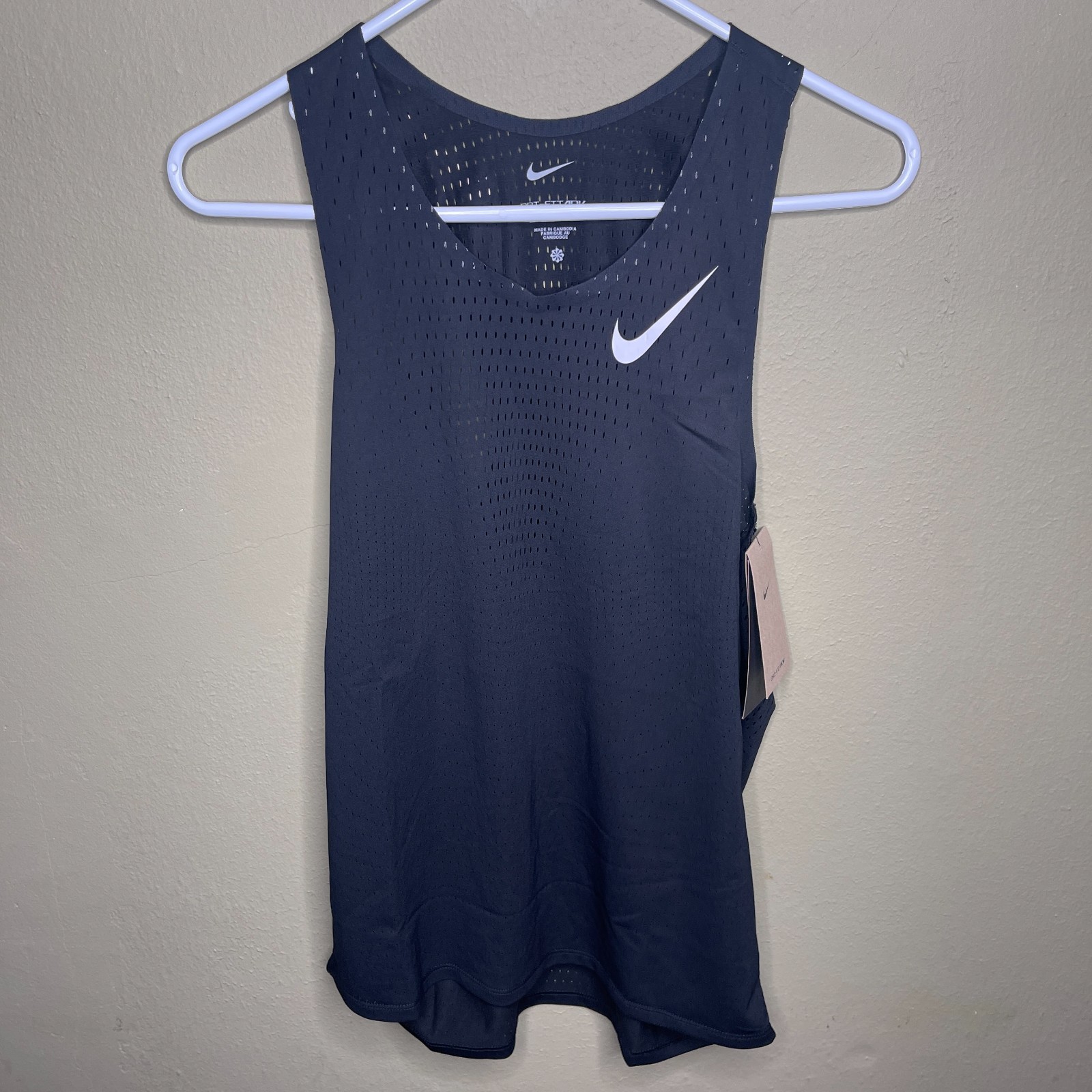 Nike Aeroswift Dri Fit ADV Running Singlet Tank Black Mens Small Slim FN4231-121 gallery