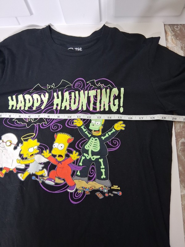 Universal Studios The Simpsons Glow In The Dark Haunting T-shirt Size M gallery