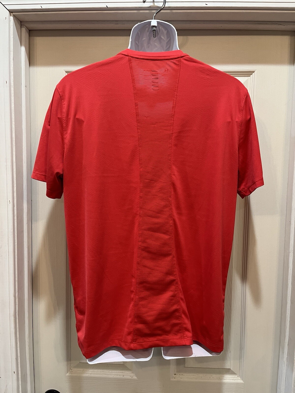 Under Armour Men’s UA Run Coolswitch Tee Medium Graphic Short Sleeve L gallery