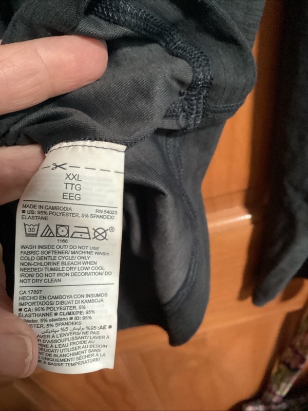 New Men’s Old Navy, Long Sleeve, Black, Gray Active Shirt gallery