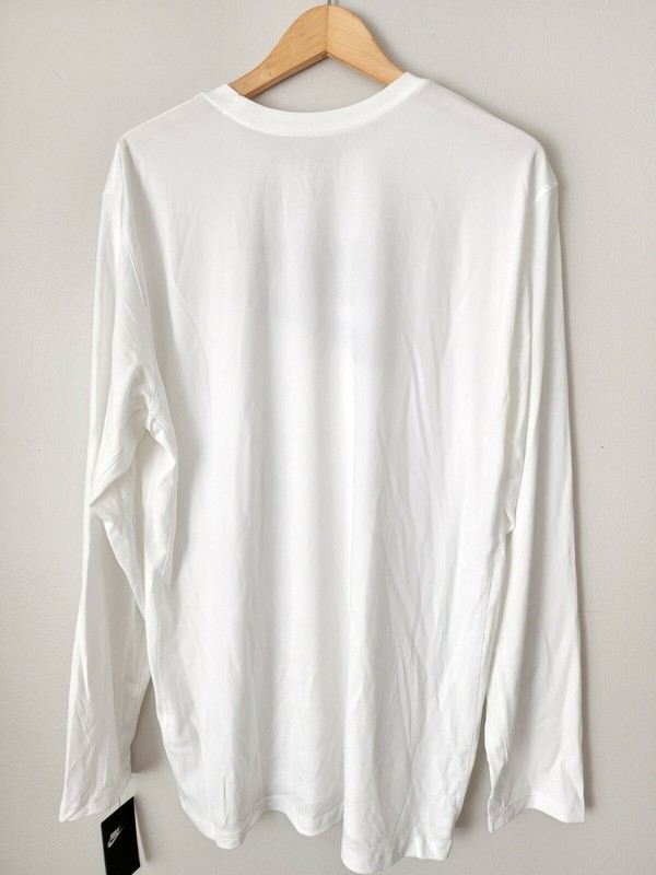 Nike Dri-FIT Swoosh Icon Futura Large Men's White L/S DR0682 100 Nwt gallery