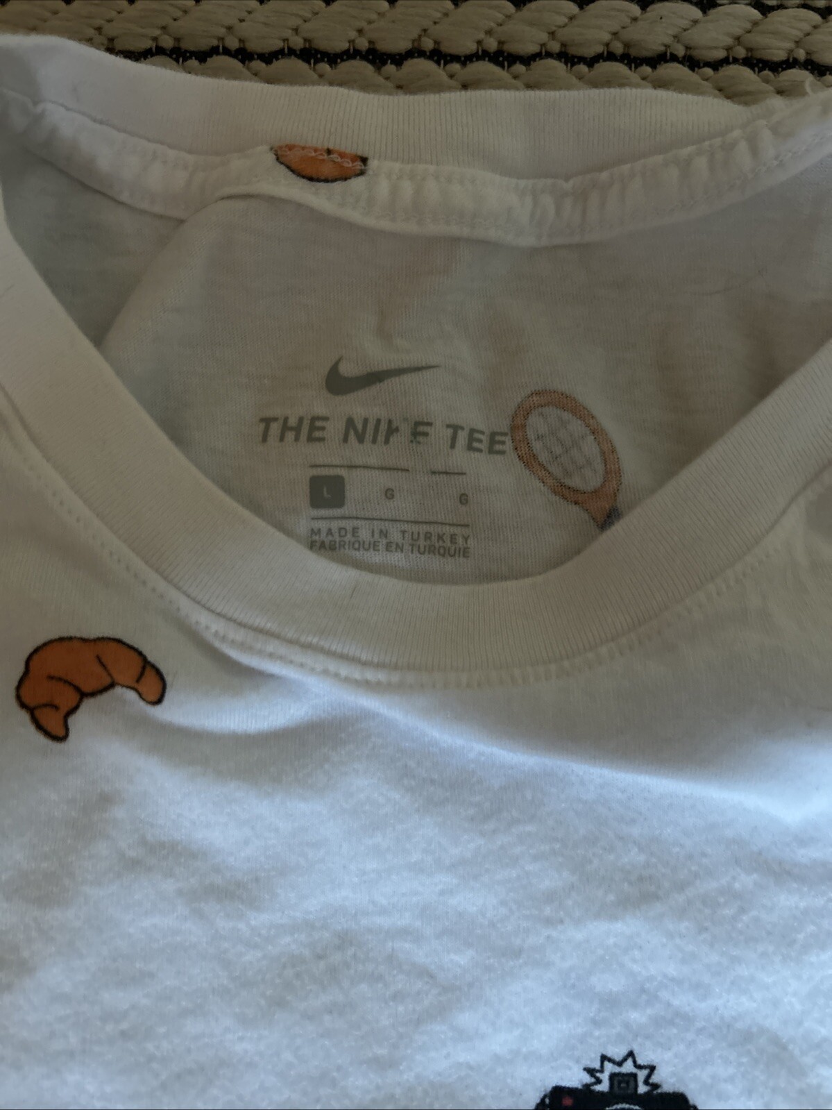 Nike Court Tennis Short Sleeve White T Shirt Large gallery