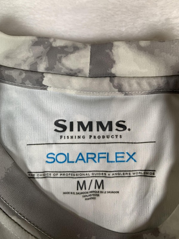Simms SolarFlex Shirt Mens Medium Gray Camo L/S UPF 50 Agua Boa Amazon Lodge gallery