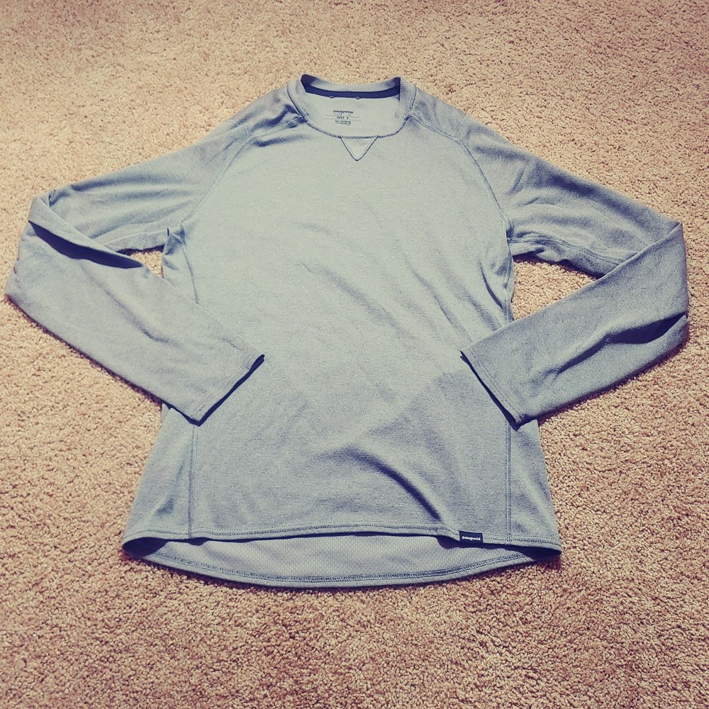 Patagonia Men’s Capilene 3 Midweight Crew Small Outdoor Gray Style 44422 Stretch