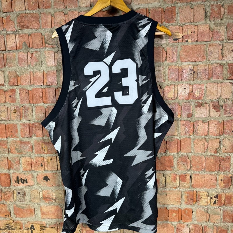 Nike Air Jordan 23 Mesh Basketball Jersey Vest Black Grey Camo Print XL Vintage gallery