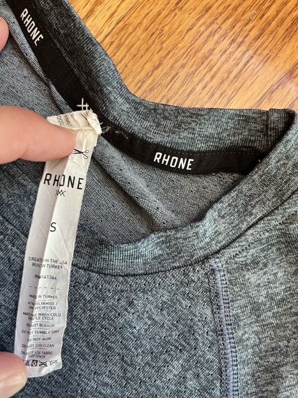 Rhone Shirt Mens Small Gray Versatility Tech Tee Long Sleeve Stretch Atheleisure gallery