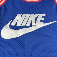 Vintage Nike Jersey Large Nike Swoosh Pistons Colors Mens Large Streetwear ￼