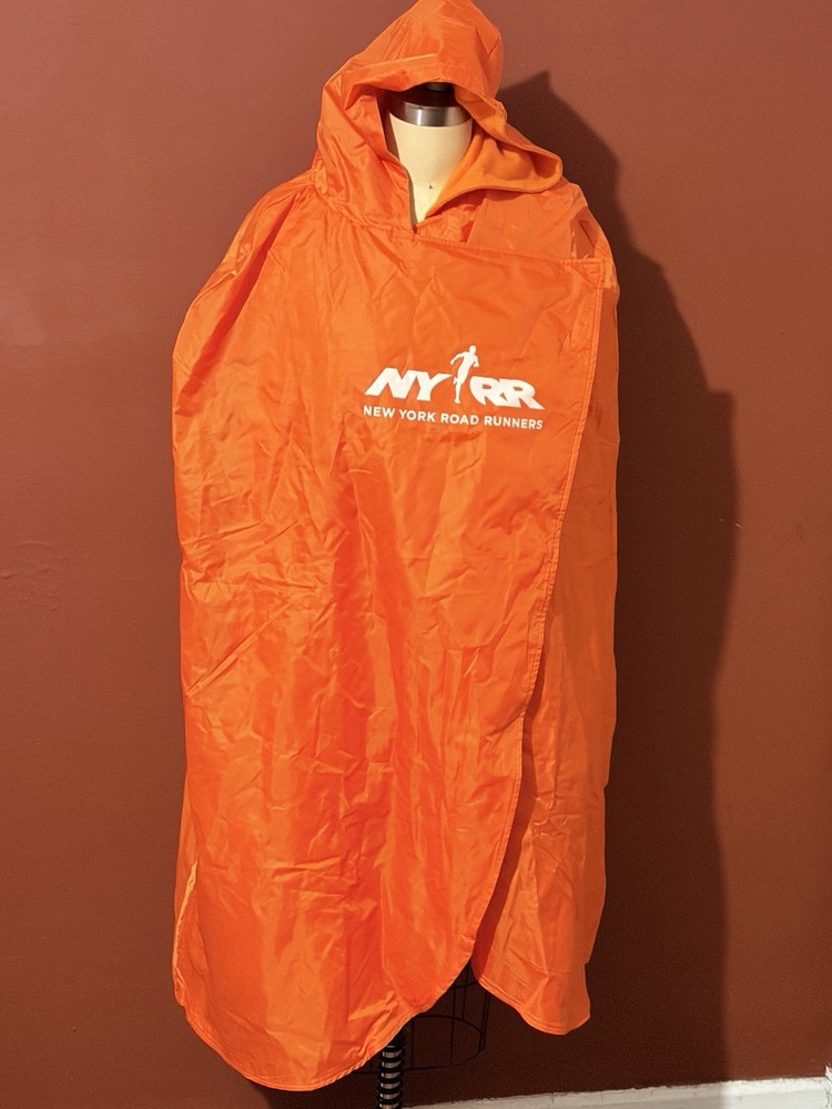 NEW YORK CITY MARATHON Road Runners (One Size) Hooded Cape Poncho Running Jacket
