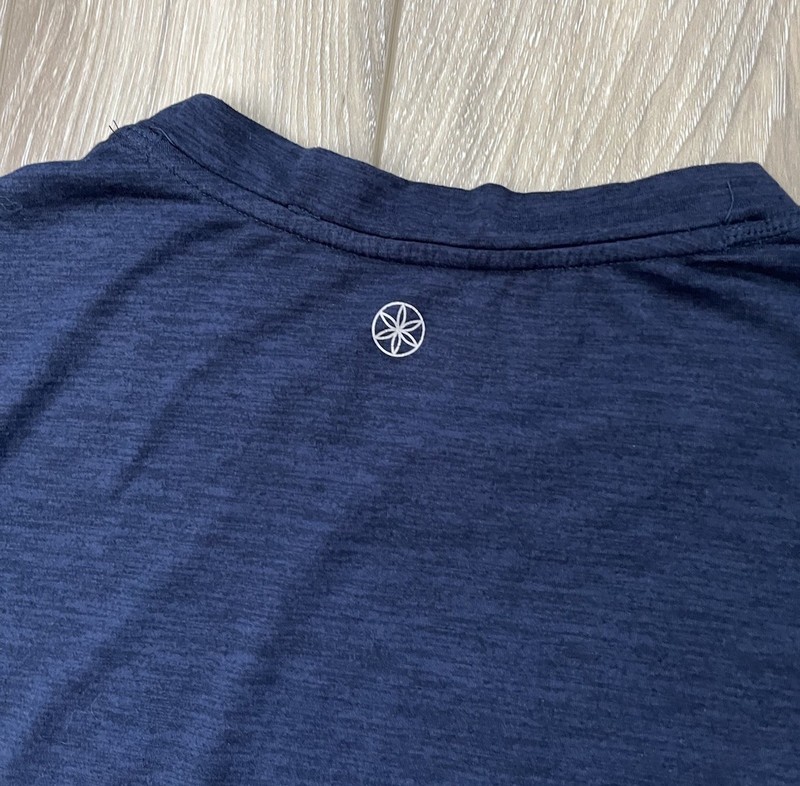 Gaiam Blue Workout T-Shirt Mens Sz L Yoga Gym Athletic Soft Stretch Short Sleeve gallery