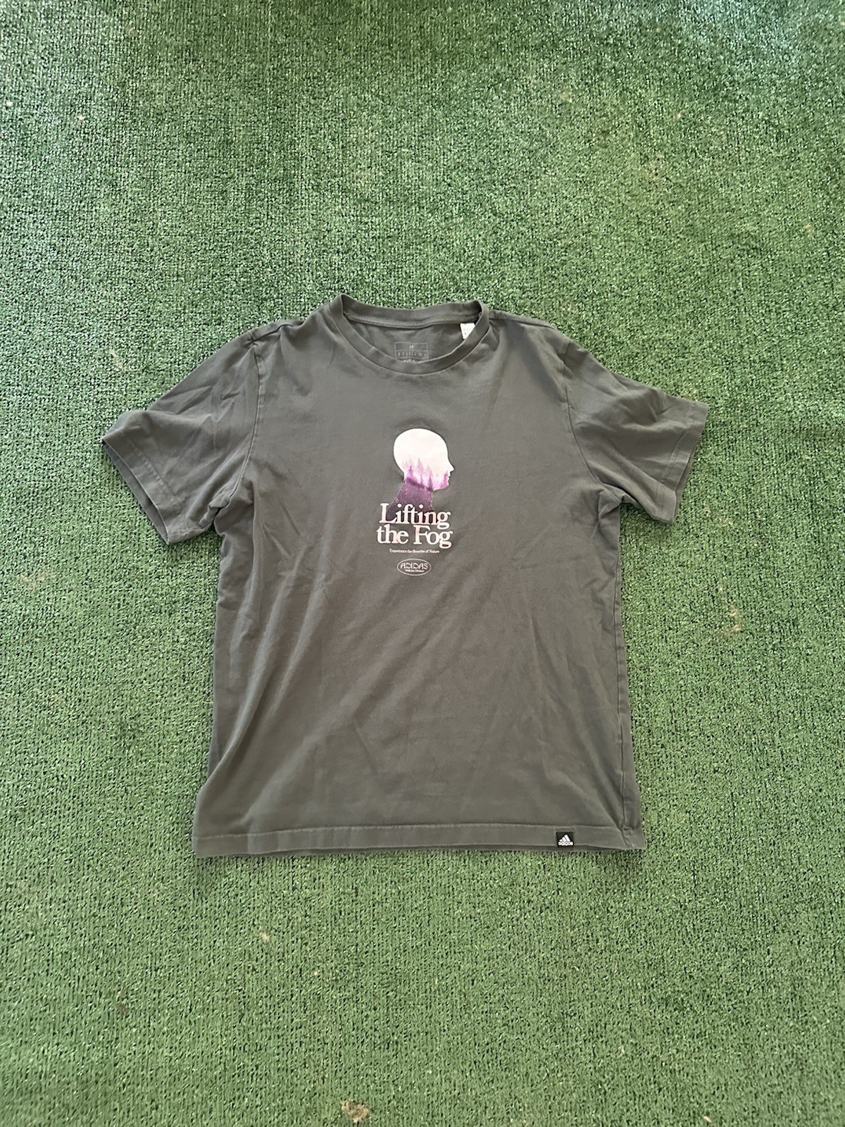 Adidas Lifting The Fog Men’s Grey Shirt Size Medium gallery