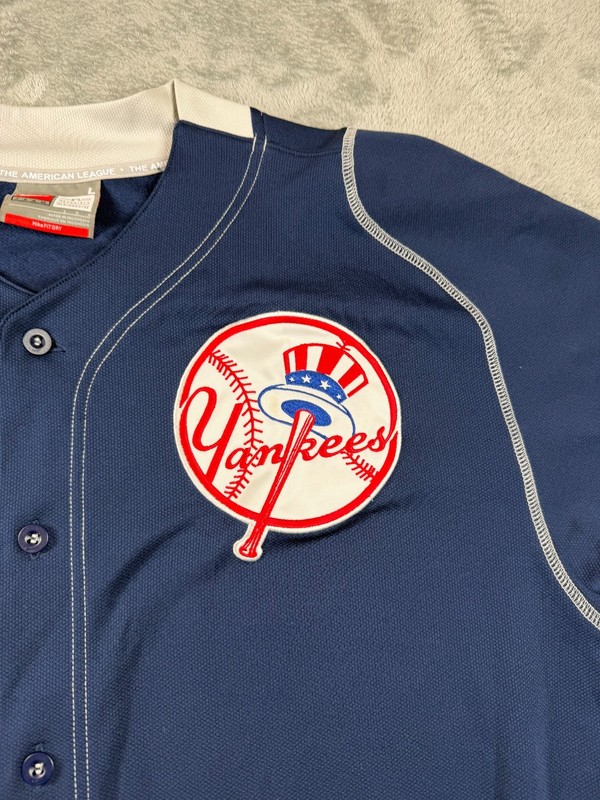 Nike Team MLB New York Yankees Jersey Men’s Large Blue Button Front NikeFIT gallery