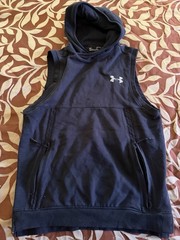 Under Armour Treadborne Performance Vest Hoodie Men Small Black Fitted Workout