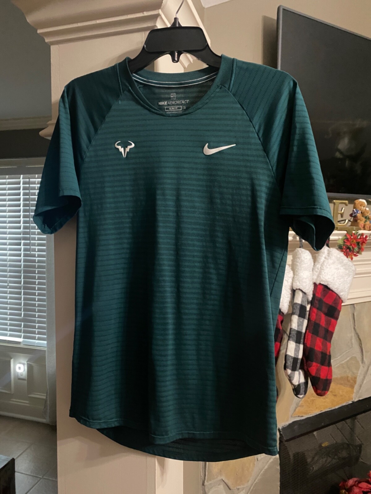 Nike Rafa Nadal Bull Aeroreact Crew (Dk Green) Small Shirt gallery