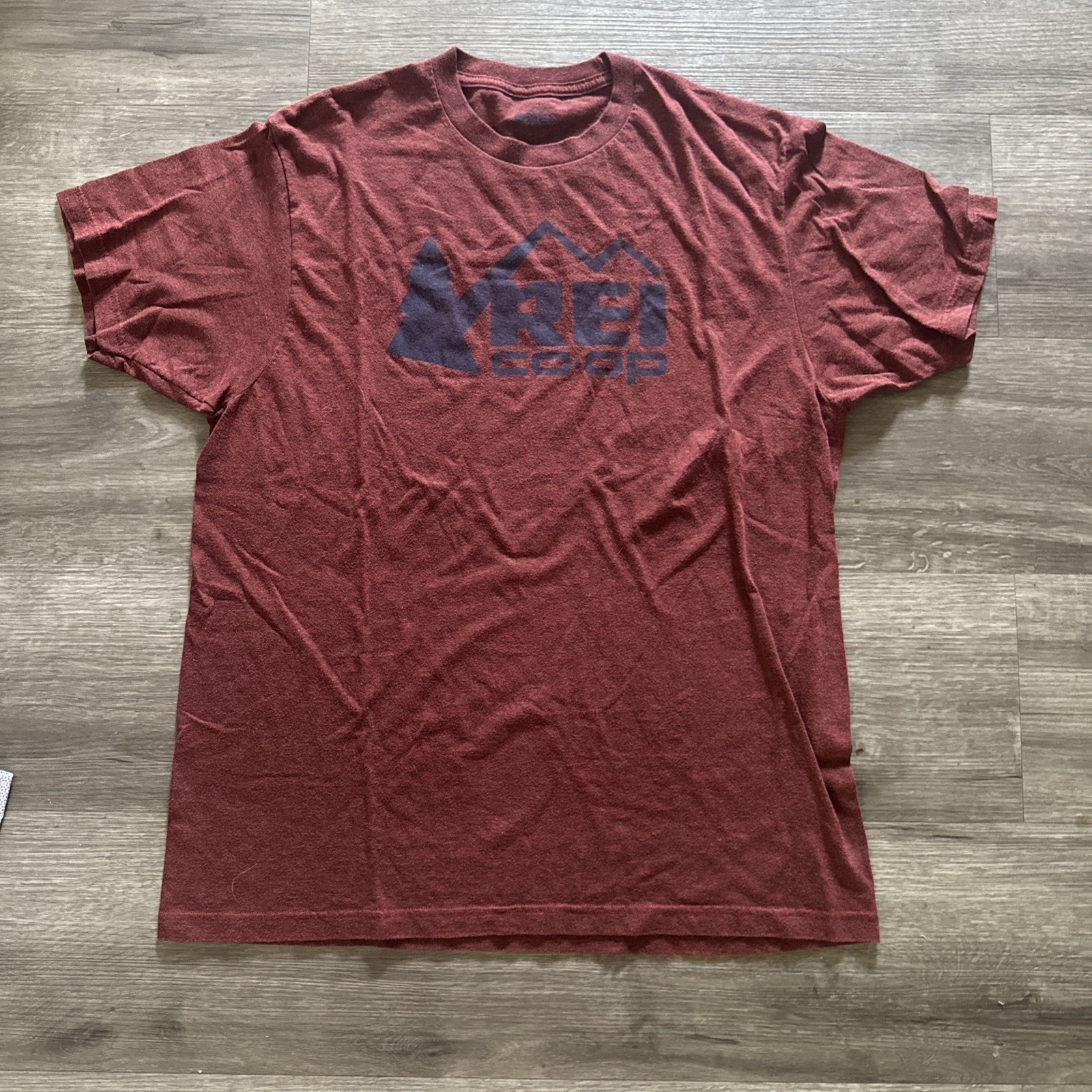 REI Co-op Men's L Maroon Logo Casual Crewneck Short Sleeve T-Shirt Activewear gallery