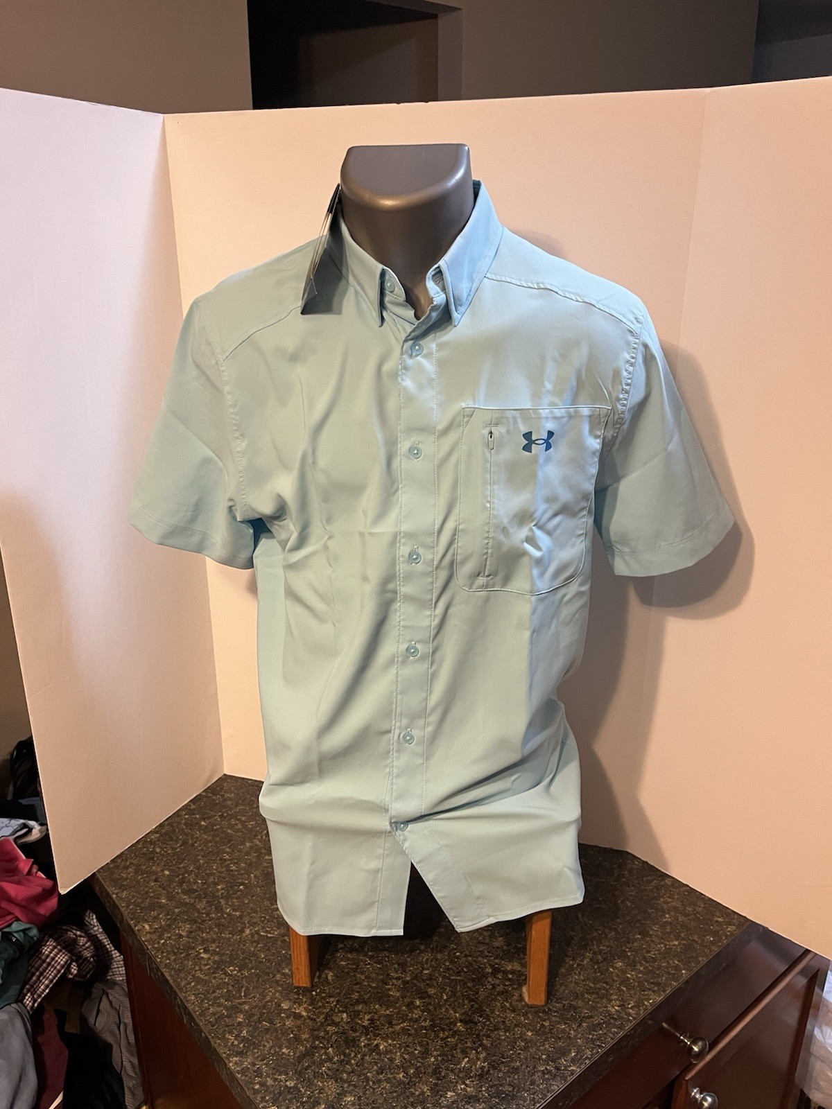 Under Armour Drift Tide 2.0 Fitted Men's SS Shirt Light Blue Small - NWT gallery