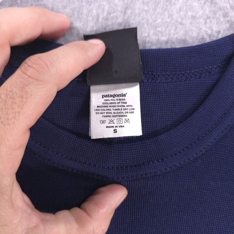 Patagonia Blue Capilene Vtg USA Long Sleeve Base Layer Crew Shirt Mens Small gallery