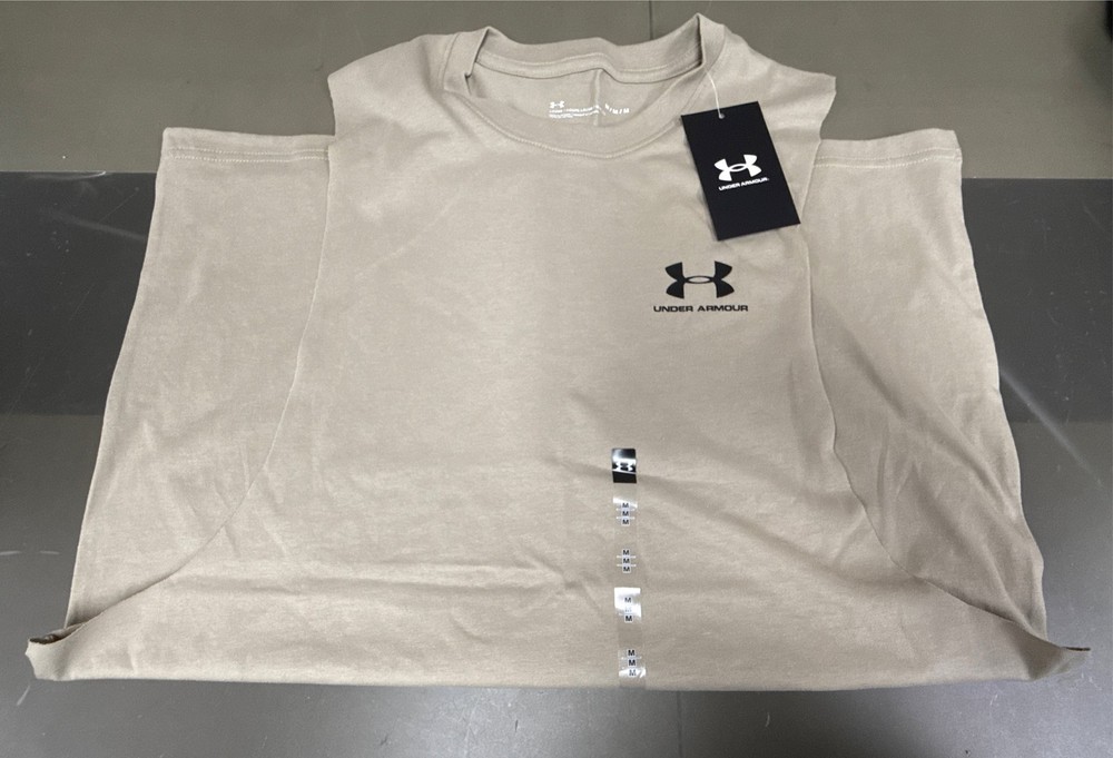 Under Armour Men's Left Chest Cut Off Tank Top