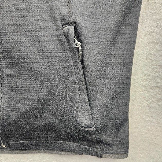 Vineyard Vines Men Size Small Dark Gray Black Sleeveless Activewear Vest gallery