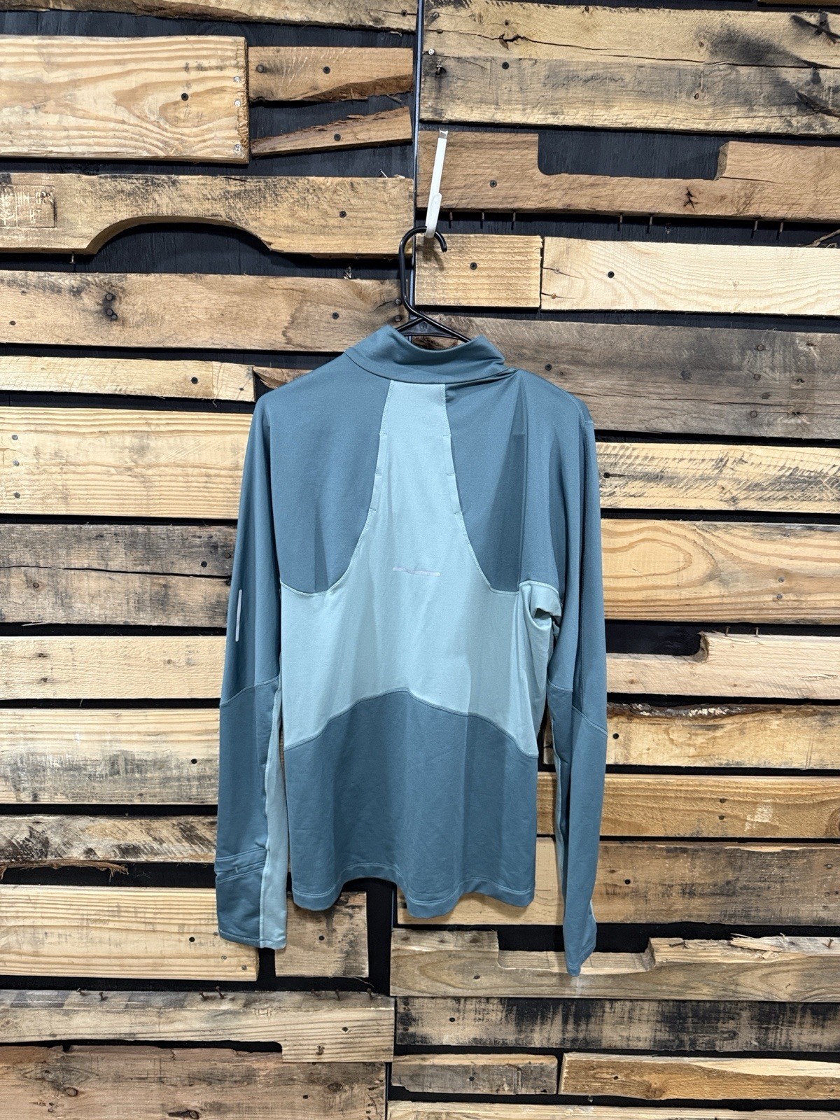 Asics Winter Run Half-zip Top - AW23 Men's Medium In Foggy Teal/Ocean Haze gallery