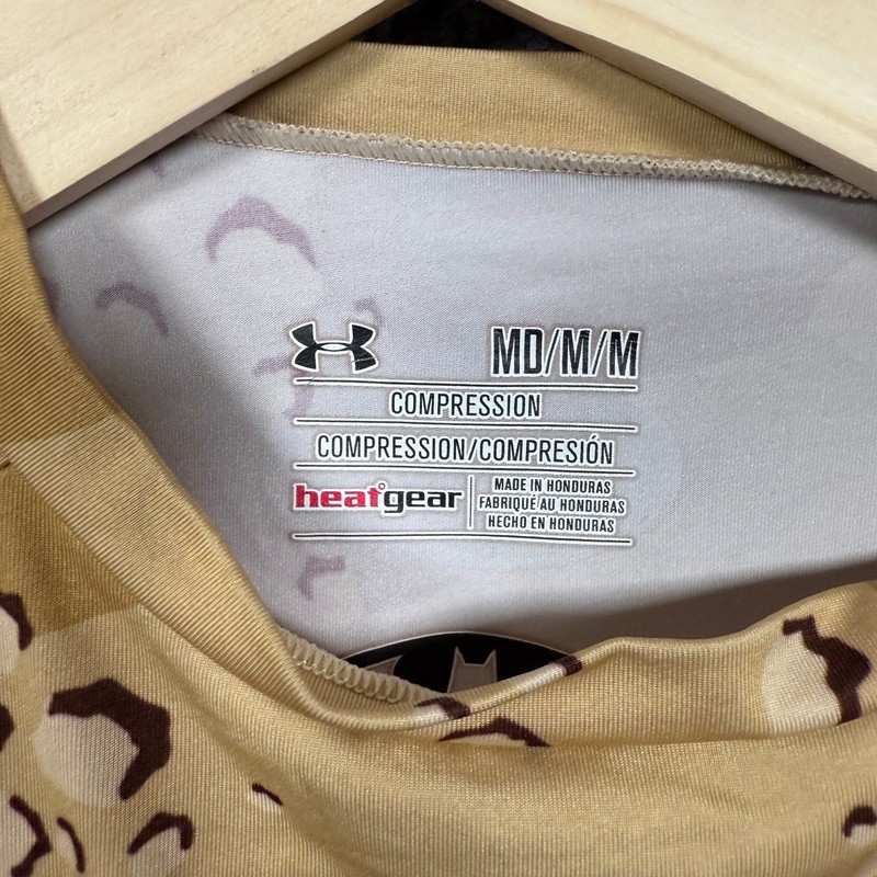 Under Armour Mens Size Medium Heatgear Compression Tee Tan Camouflage Batman gallery