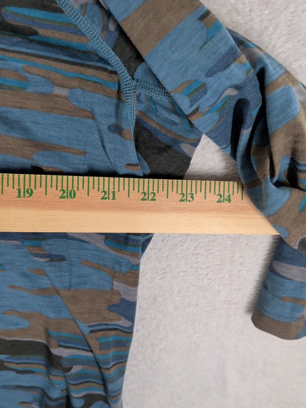 SAXX Viewfinder 1/2 Zip Men's XL Merino Wool Base Layer 'Blue Up In Smoke' Camo gallery