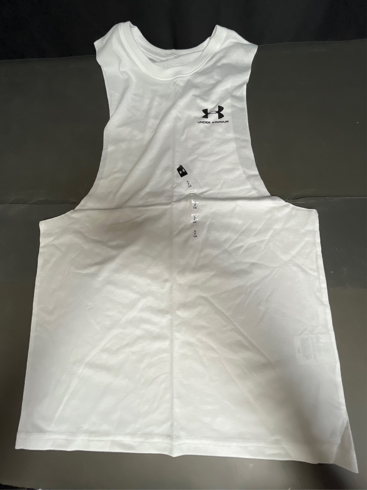 Men's Under Armour Left Chest Cut-Off Tank gallery