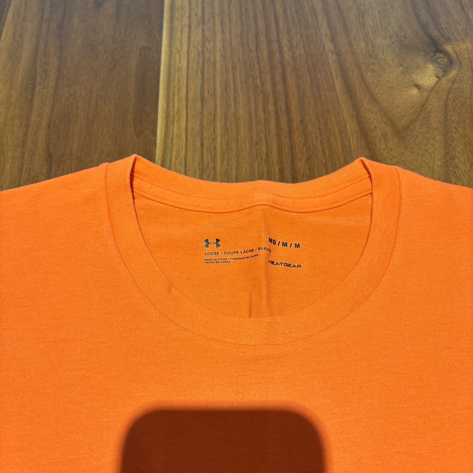 Men Under Armour Orange Black Logo Heatgear Loose Short Sleeve Shirt Medium gallery