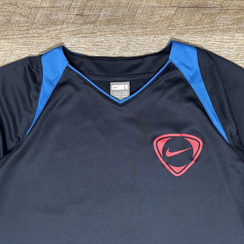 Vintage Nike Soccer Shirt Men's L Blue Y2K Jersey Lightweight Wicking gallery