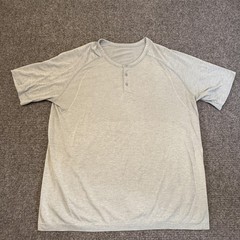 Lululemon Henley Shirt Mens 2XL Gray Short Sleeve Athletic Performance Workout