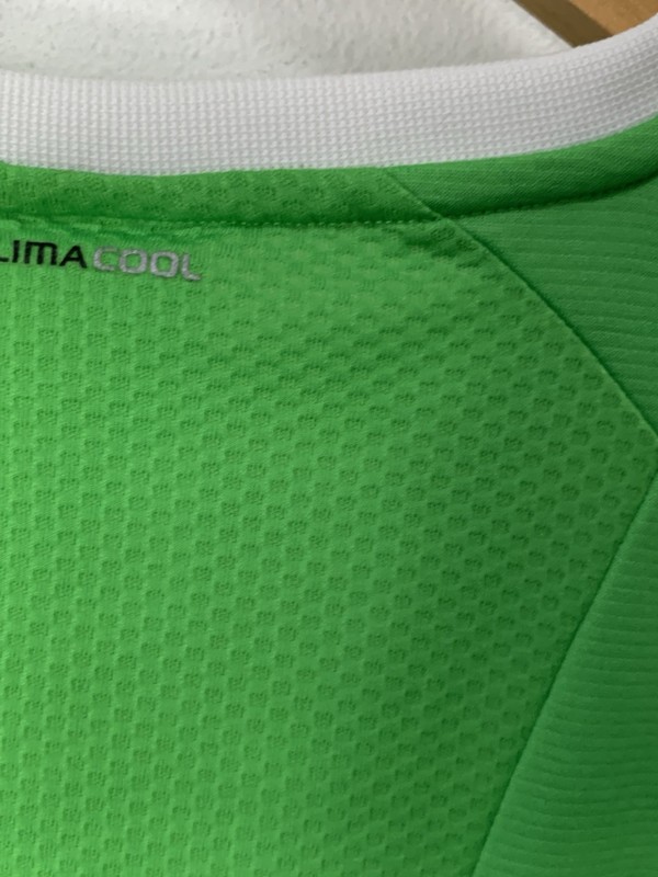 2000s🌟adidas Climacool Response Men's XL Green/White V-Neck 90s Tee gallery