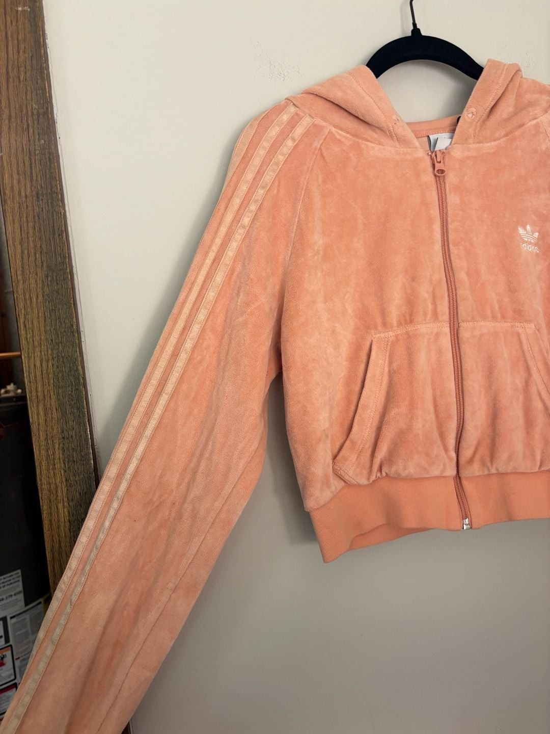 Adidas Y2K Velvet Cropped Zip-Up Hoodie Sweatshirt Peach Size M gallery
