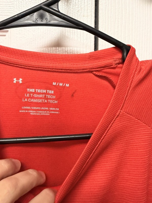 Under Armour Tech Performance Tee Men’s Medium Red Loose Fit Gym Athletic Shirt gallery