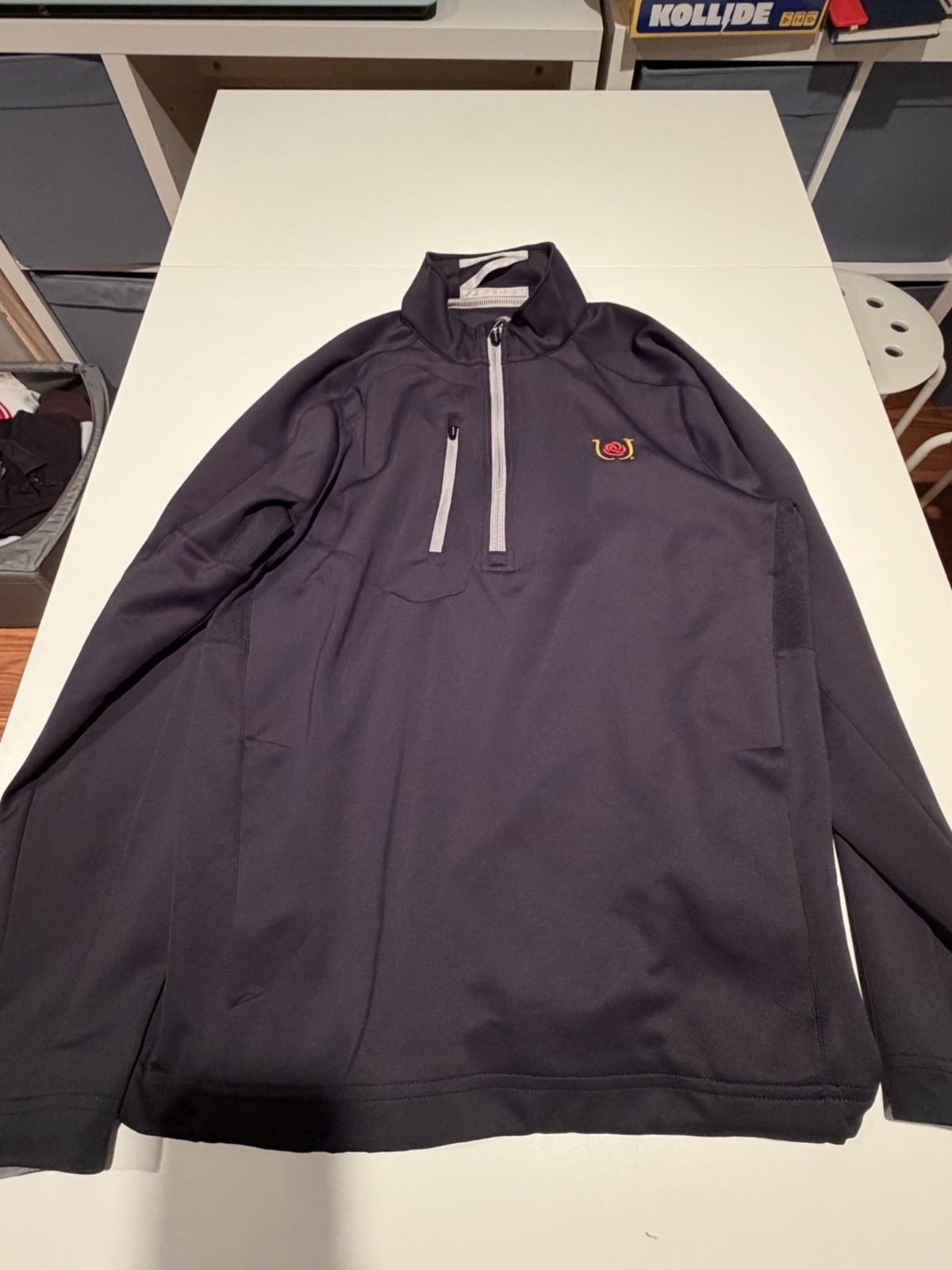 Kentucky Derby Zero Restriction Golf Pullover Men’s Medium gallery